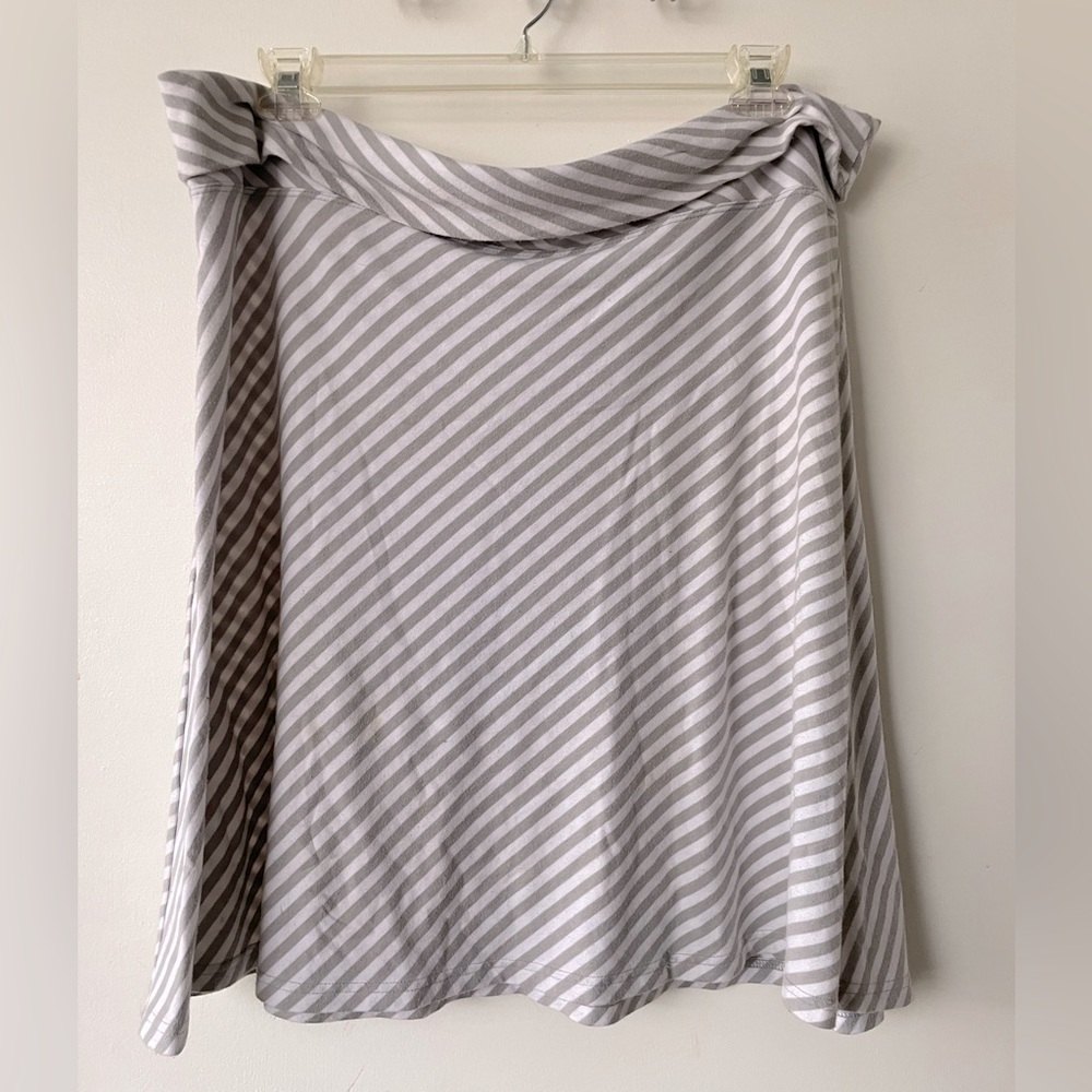 Short skirt, t-shirt material